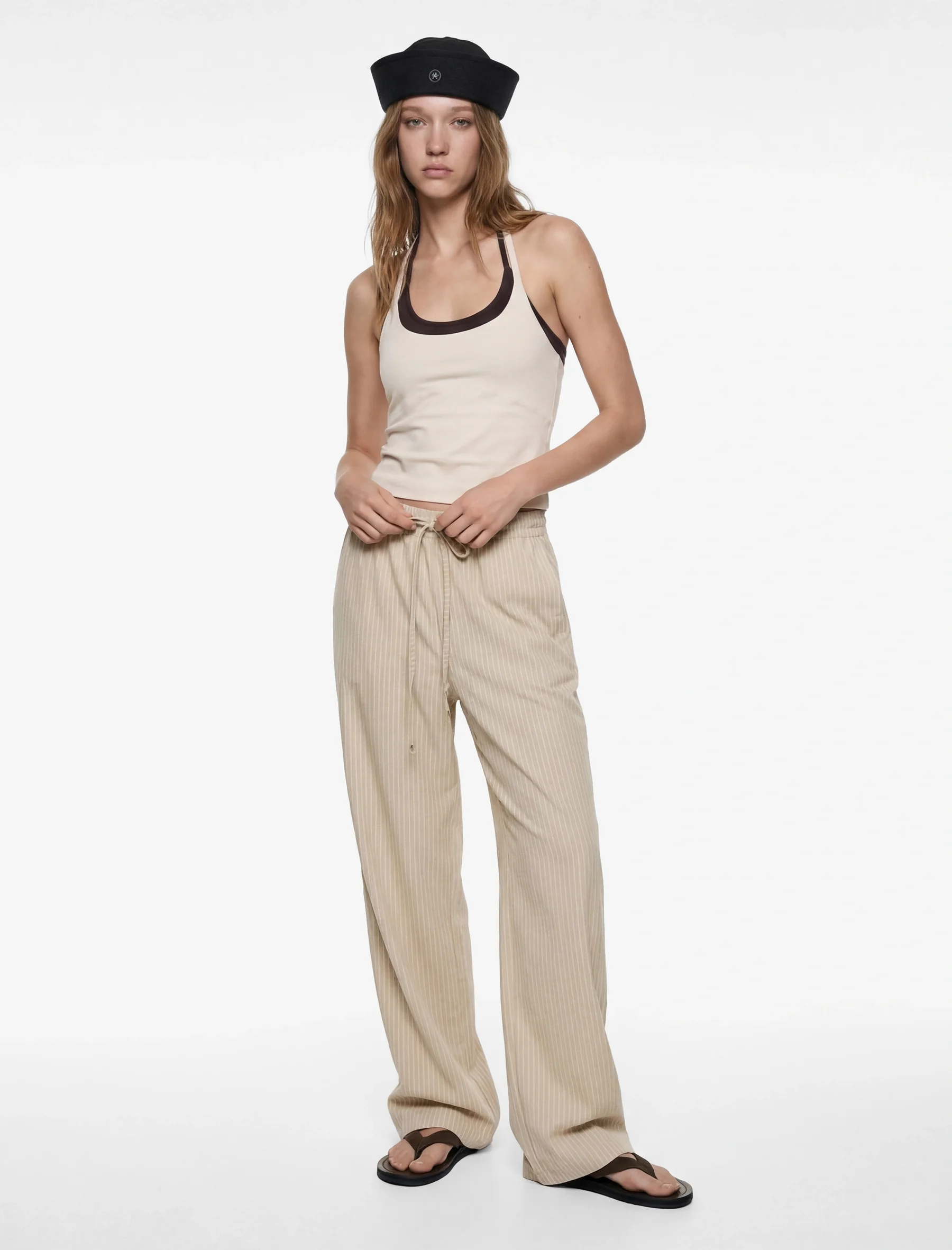 PANTOLLA PËR FEMRA